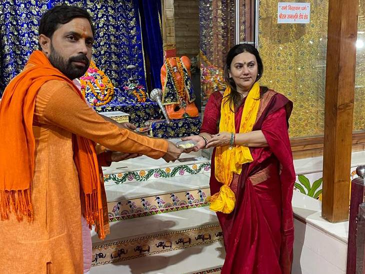 दीपिका चिखलिया