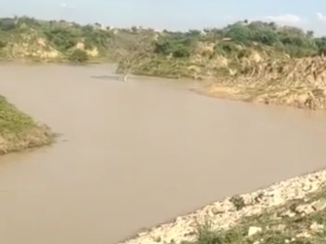 बिलाव का अमृत सरोवर तालाब। इस तालाब में डूबने से दो बालिकों की मौत हुई। - Dainik Bhaskar