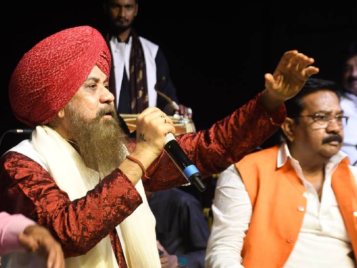 Lakhbir Singh Lakkha program in prayagraj: Lakhbir Singh Lakkha tied ...
