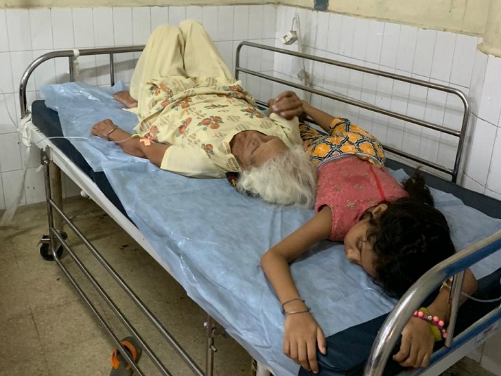 अस्पताल में उपचाराधीन हरदीप की मां कुलदीप कौर और बेटी