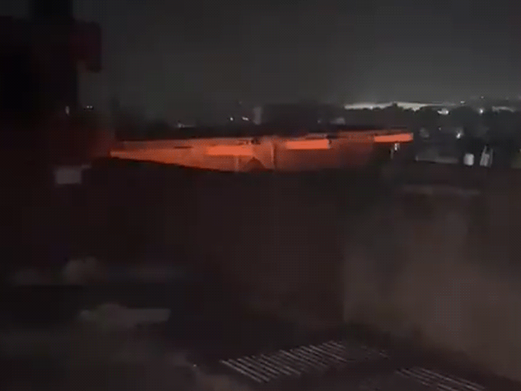 नूंह में बुधवार रात को धार्मिक स्थल में आगजनी की गई, जिसके बाद पुलिस जांच के लिए पहुंची।