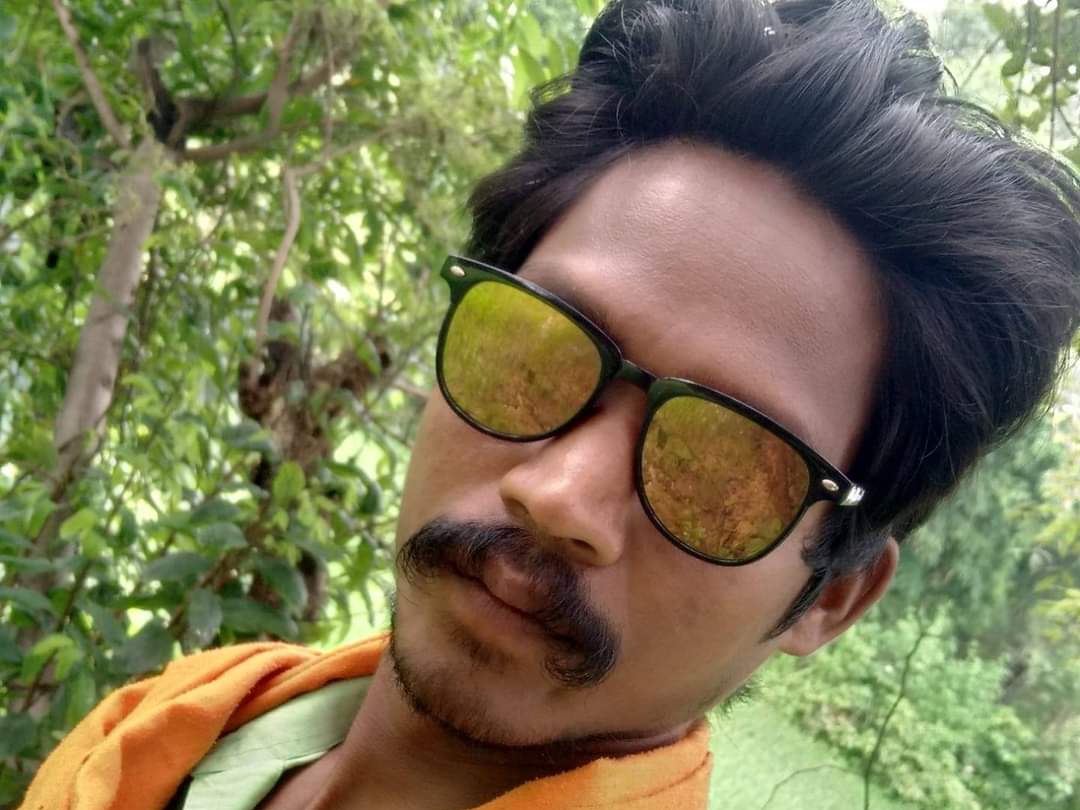 दिलीप बिंझवार नाम के शख्स की हाईवा की चपेट में आकर मौत हो गई।