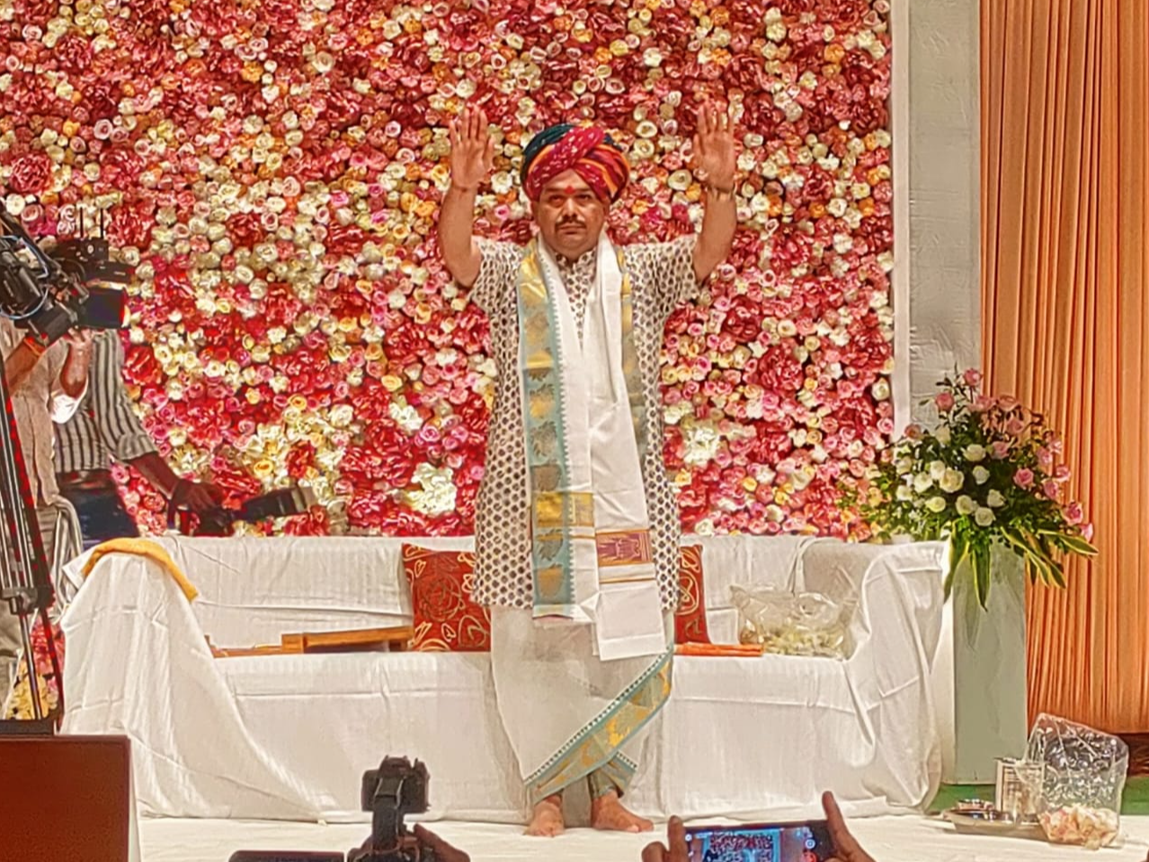 बागेश्वर बाबा के बाद पटना में आ गए एक और बाबा, बापू सभागार में तीन दिनों तक…-After Bageshwar Baba, another Baba came to Patna, for three days in Bapu Auditorium…