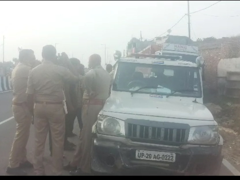 Innocent death due to car collision in Meerut | मेरठ में कार की टक्कर ...