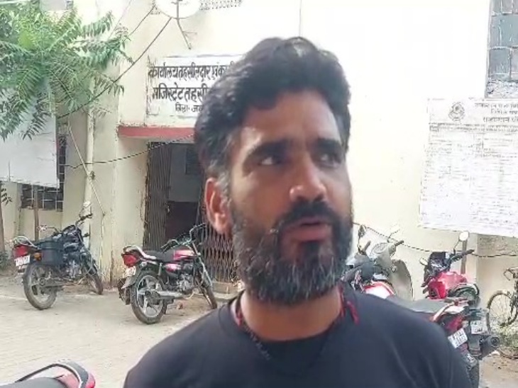 कोर्ट में पिछले 11 साल से चल रहे मामले में गुरुवार को गवाह कानोता बस्सी निवासी सुभाष चौधरी ने भैंस की पहचान की।