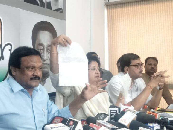 पूर्व मंत्री सज्जन सिंह वर्मा ने कहा था कि 11 अक्टूबर 2022 को आनन-फानन में प्रधानमंत्री नरेन्द्र मोदी ने महाकाल लोक का उद्घाटन किया।