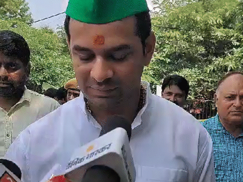 Tej Pratap Yadav claims - Many leaders of BJP in contact, BJP will end in  2024 | तेजप्रताप का दावा- बीजेपी के कई नेता संपर्क में: बोले- 2024 में  भाजपा हो जाएगी