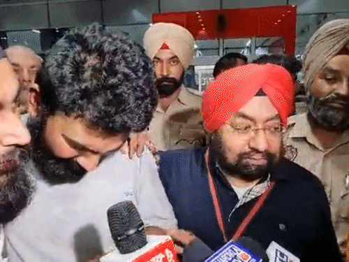 पंजाब से राज्यसभा सांसद विक्रमजीत सिंह साहनी ने भारतीयों के लीबिया से निकलवाने में अहम भूमिक निभाई है।