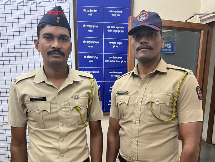 कोथरुड पुलिस स्टेशन में तैनात कॉन्स्टेबल प्रदीप चव्हाण (बाएं) और अमोल नाजन (दाएं)। इन्हीं दोनों की वजह से ISIS के मॉड्यूल को पकड़ा जा सका।