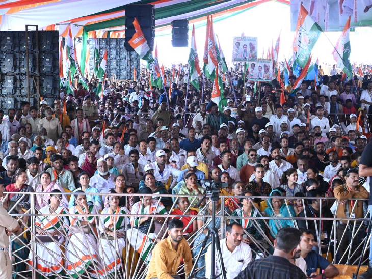 कांग्रेस के राष्ट्रीय अध्यक्ष मल्लिार्जुन खड़गे ने सभा में आए लोगों से कहा कि कमलनाथ जो कहते हैं, वो करते हैं। आपको कमल को नहीं, नाथ को जिताना है।