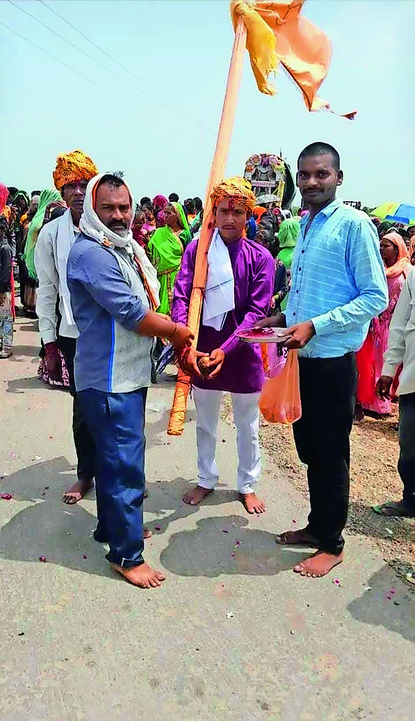 Flag hoisted on Gusai ji temple, wished for happiness and prosperity
