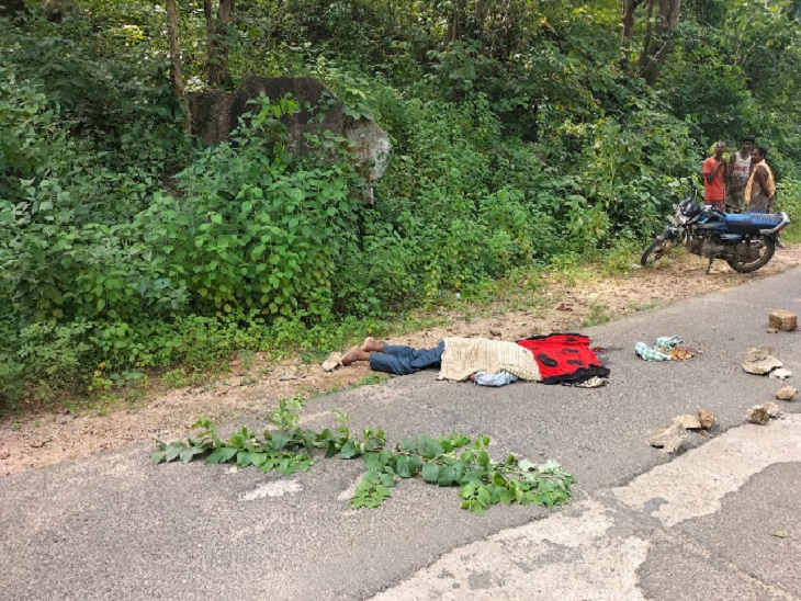 पहिए के नीचे दब गया किसान, मौके पर तोड़ दिया दम।