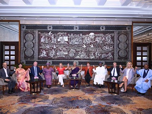 वित्तमंत्री निर्मला सीतारमण ने G20 देशों के वित्त मंत्रियों, IMF प्रमुख क्रिस्टालिना जॉर्जीवा और WTO चीफ नगोजी ओकोन्जो-इवेला के लिए डिनर होस्ट किया।