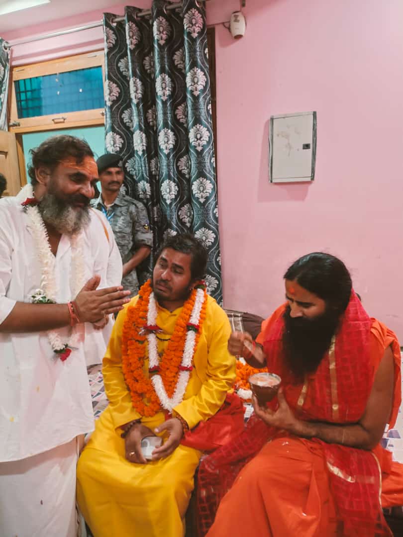 Baba Ramdev visited Baba Vishwanath | बाबा रामदेव बोले- I.N.D.I.A नाम ...