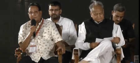 शहरी विकास एवं आवास (UDH) मंत्री धारीवाल जब ये बयान दे रहे थे, तब ठीक उनके बगल में मुख्यमंत्री भी बैठे थे।