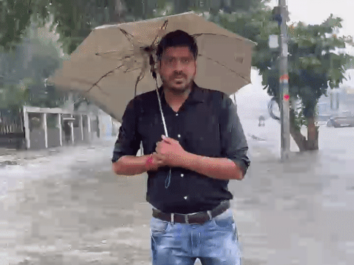 दैनिक भास्कर संवाददाता देवेंद्र मीणा ने BRTS रूट पर।