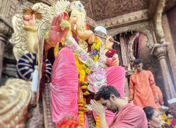 Ganesh Chaturthi 2023; Kartik Aaryan Lalbaugcha Raja Darshan Video Update