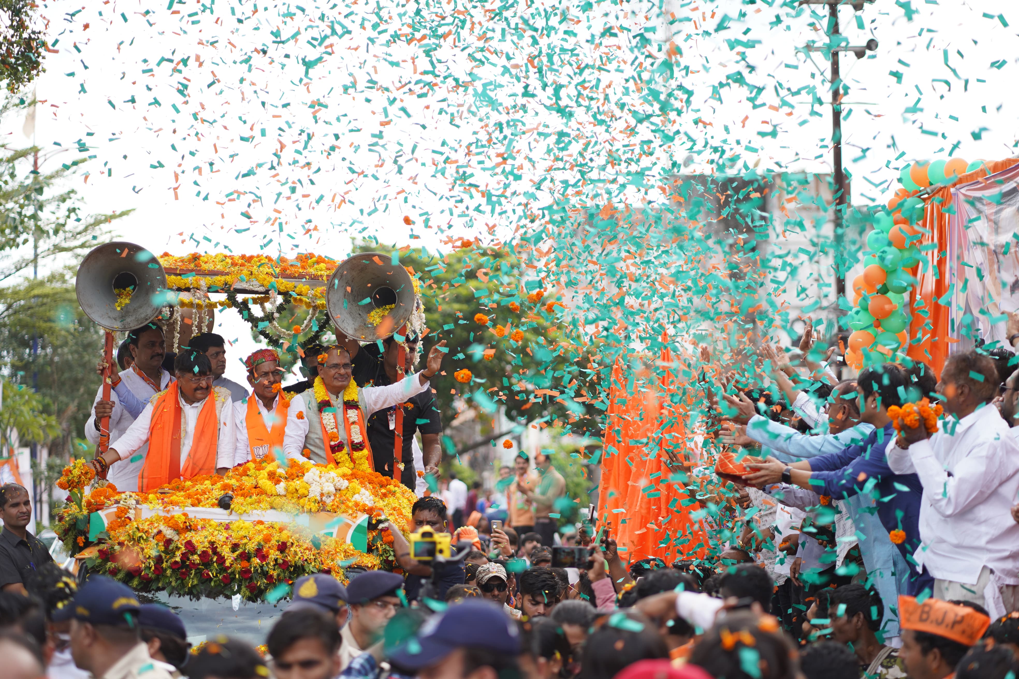 इंदौर में सीएम शिवराज की जन आशीर्वाद यात्रा।