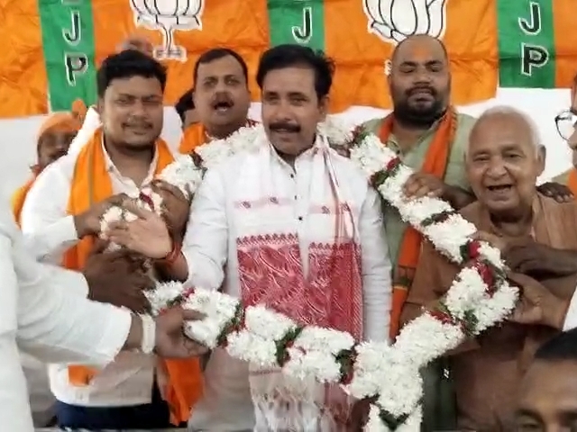 Anil Rajbhar Cabinet Minister Anil Rajbhar honored in Chandauli