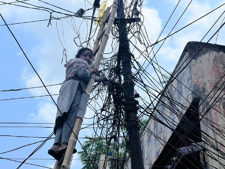 Kanpur Nagar Nigam, EESL, Kanpur News Today, Kanpur, Councilor climbed