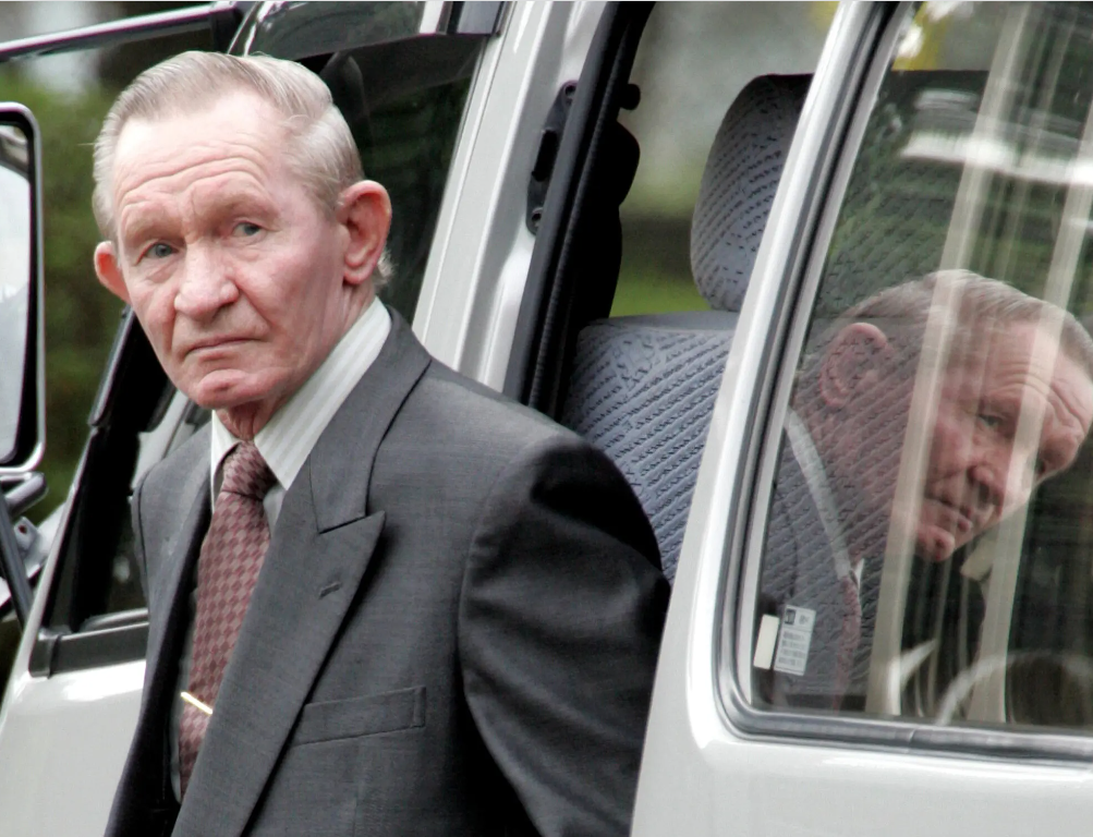 तस्वीर अमेरिकी सार्जेंट चार्ल्स रोबर्ट जेनकिंस की है, जो वियतनाम जंग से बचने के लिए नॉर्थ कोरिया भाग गए थे।