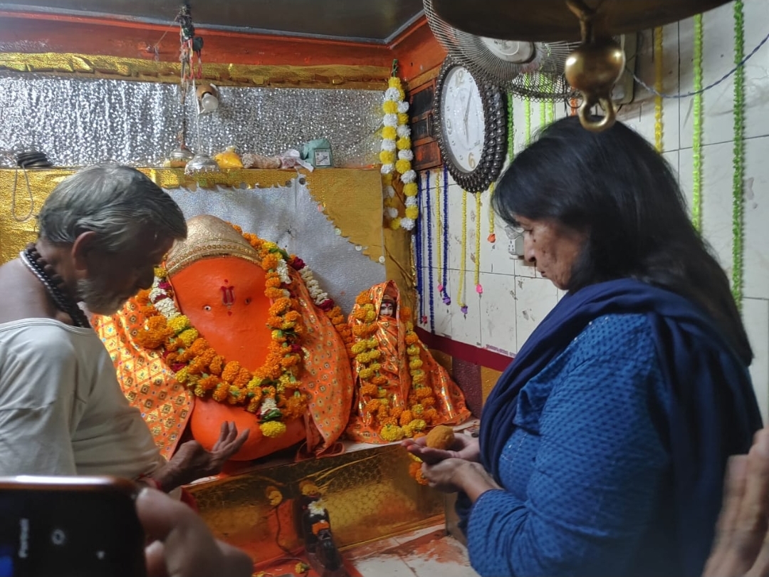 Fifty-six offerings placed at Siddhi Vinayak Ganesh Temple | सिद्धि ...
