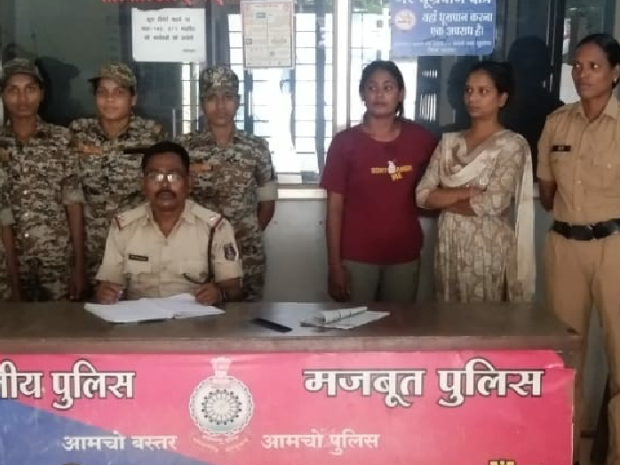 महिला कांस्टेबल के साथ मारपीट करने वाली दोनों युवतियों को गिरफ्तार कर लिया गया है। - Dainik Bhaskar