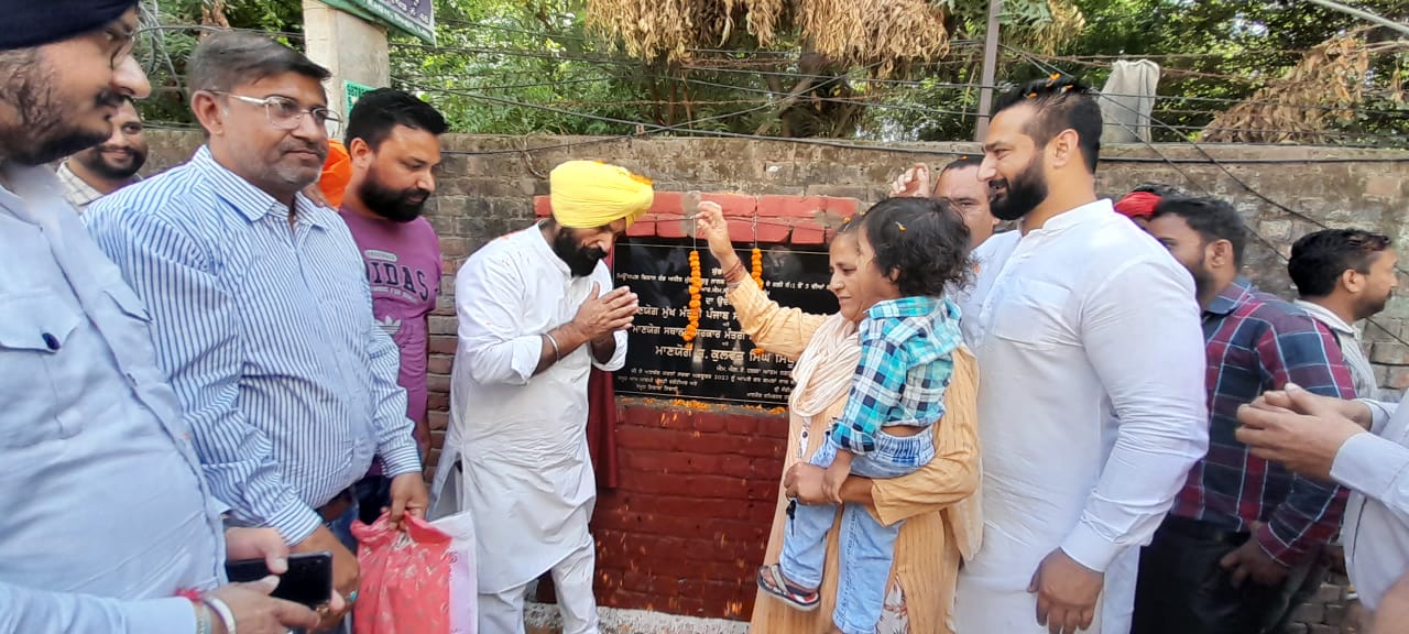Construction work of streets started in Guru Nanak Colony at a cost of