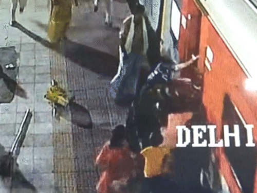 RPF saved the life of a young man at Gaya railway station | गया रेलवे ...