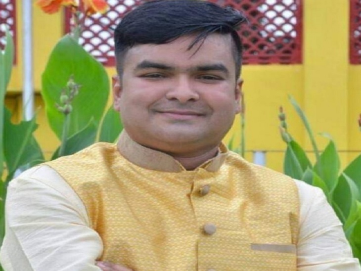 रिकेश सेन, वैशाली नगर से विधानसभा प्रत्याशी।