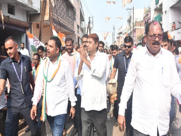 कवर्धा में मंत्री अकबर की रैली में उमड़ी भीड़। - Dainik Bhaskar