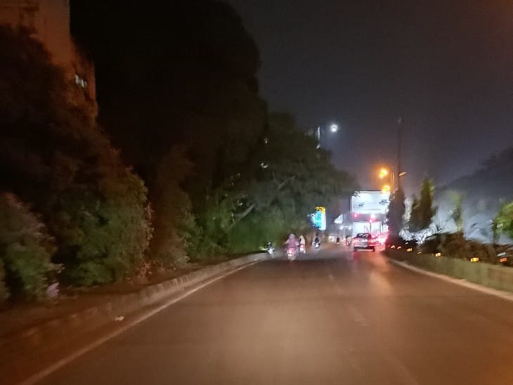 रायपुर में आउटर क्षेत्र में रात को ठंड का अहसास होने लगा है।