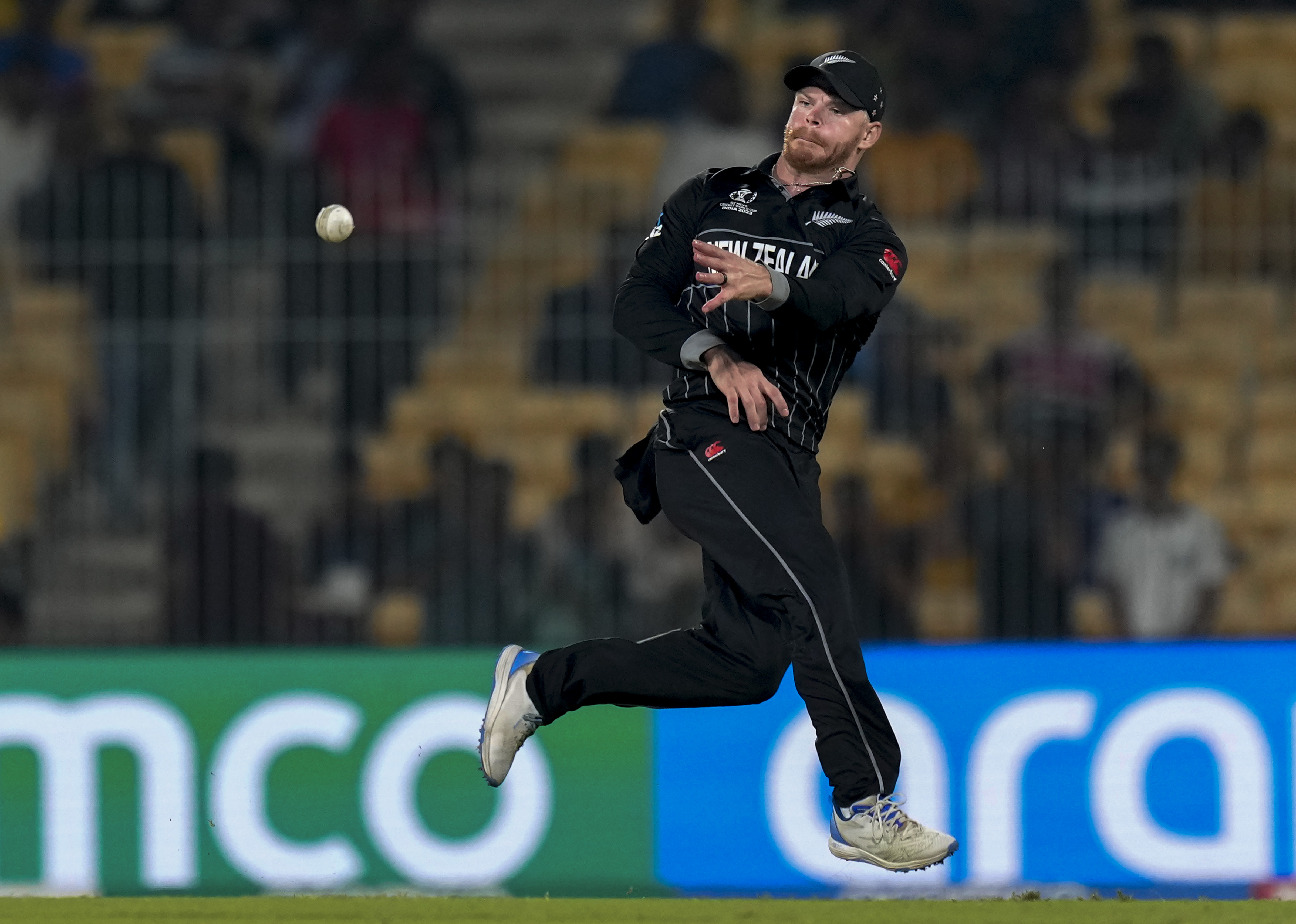 मिचेल सैंटनर ने लिया उड़ता हुआ कैच, रहमत शाह के विकेट पर मची अफरा-तफरी;  शीर्ष क्षण|विश्व कप, क्रिकेट - दैनिक भास्कर