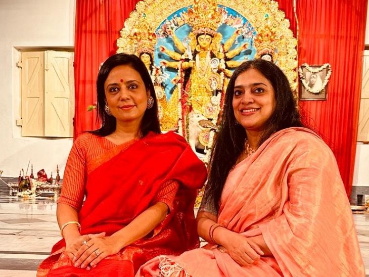 इस विवाद के बीच महुआ ने रविवार को सोशल मीडिया पर तस्वीर पोस्ट की, जिसमें वे दुर्गा मां की मूर्ति की सामने बैठी नजर आ रही हैं। उन्होंने कैप्शन लिखा- हैप्पी अष्टमी!