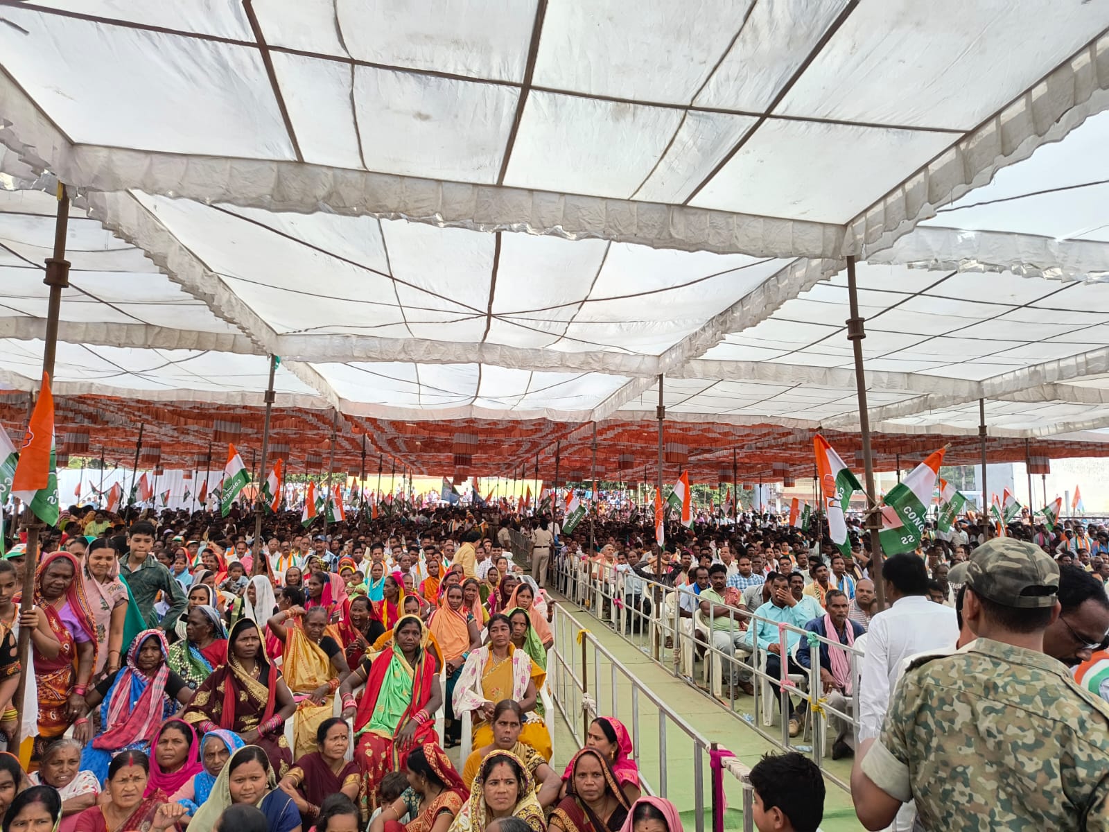 गांधी जी गोरों से लड़े थे हम चोरो से लड़ रहे- सीएम भूपेश