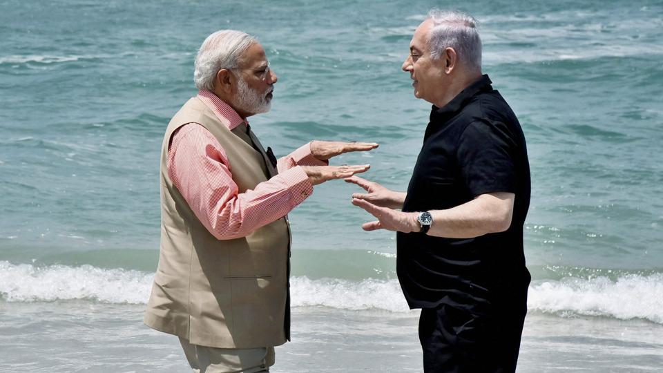 तस्वीर 2017 की है, जब PM मोदी इजराइल दौरे पर गए थे।