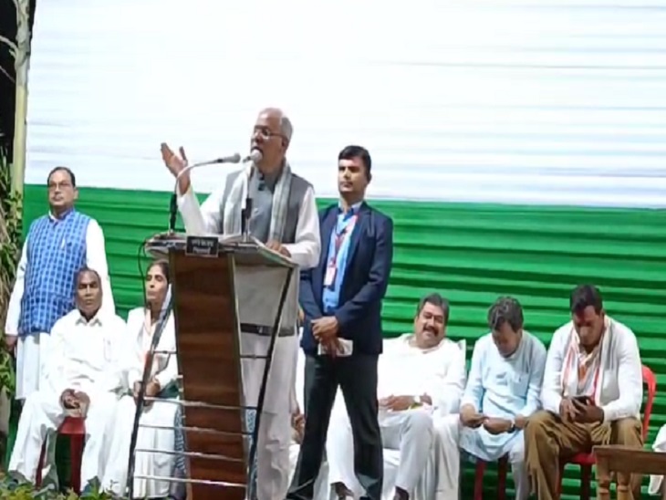 सीएम ने चुनावी सभा को किया संबोधित।