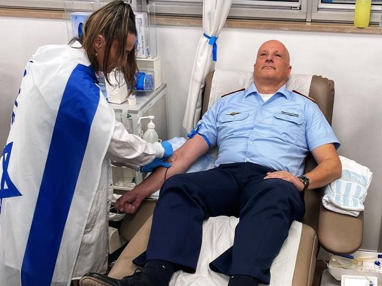 Israel vs Hamas War Updates | Benjamin Netanyahu on Gaza Security Administration | हॉस्पिटल में ब्लड डोनेट किया; रिहायशी इलाकों में हमास के ठिकानों को तबाह करने में जुटी IDF