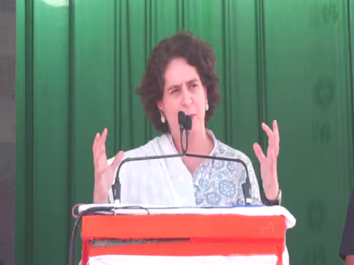 प्रियंका ने भाजपा पर निशाना साधा।