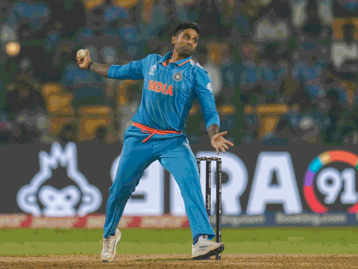 India Vs Netherlands Match Moments virat kohli Shubman gill 'कोहली को बॉलिंग दो' के शोर से