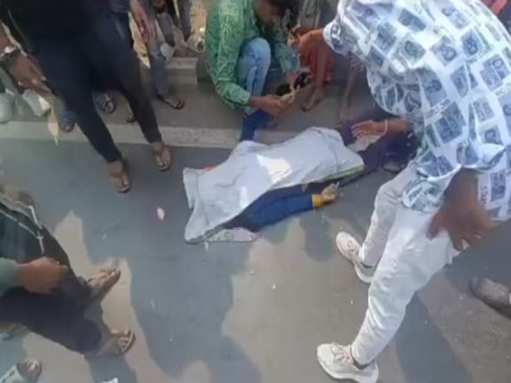 बस की टक्कर से युवक की मौके पर मौत हो गई।