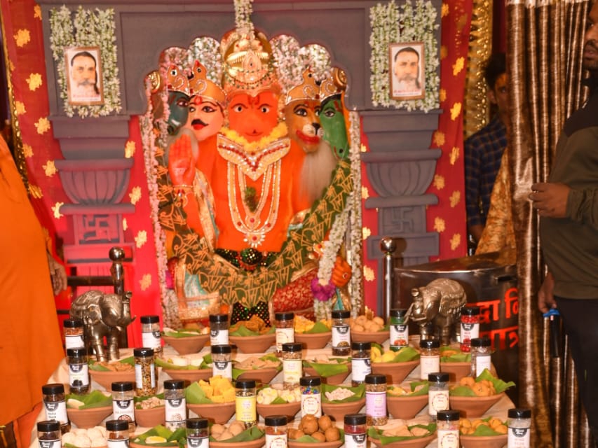 Annakoot Festival in Sridas Hanuman Garden, Indore | इंदौर की श्रीदास ...