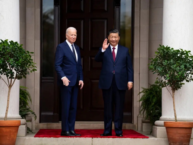 बाइडेन और जिनपिंग ने एक-दूसरे से व्यक्तिगत स्तर पर भी बात की। बाइडेन ने जिनपिंग की पत्नी को आने वाले जन्मदिन के लिए बधाई भी दी।