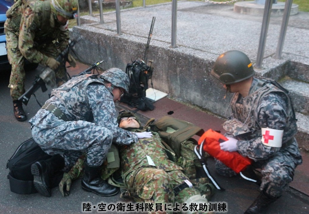तस्वीर जापान की सेना ने जारी की है। इसमें बताया गया है कि मिलिट्री हेल्थ सर्विस को भी इस एक्सरसाइज में बुलाया गया है।