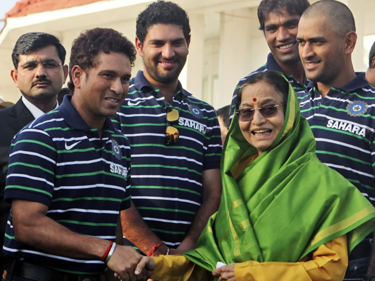 राष्ट्रपति प्रतिभा पाटिल ने भारतीय टीम के खिलाड़ियों से मुलाकात की.