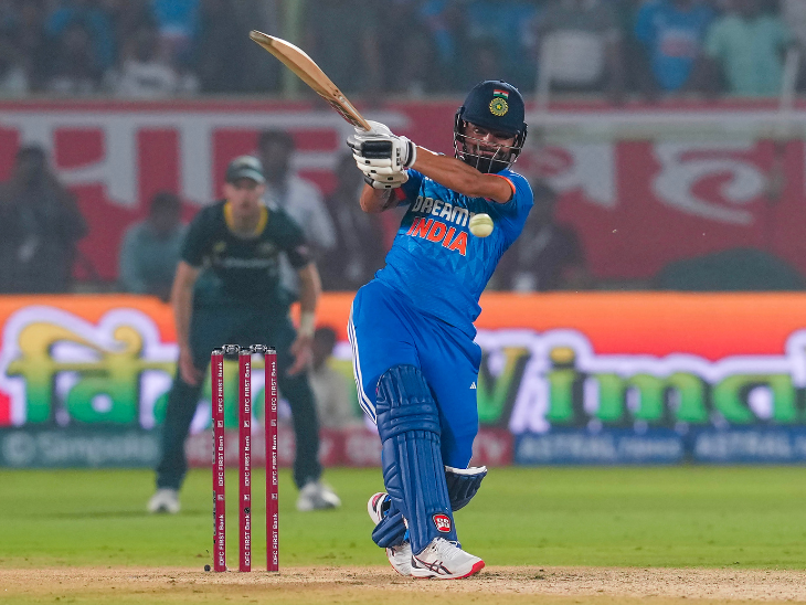 रिंकू सिंह ने 14 गेंदों में 22 रनों की नाबाद पारी खेली.