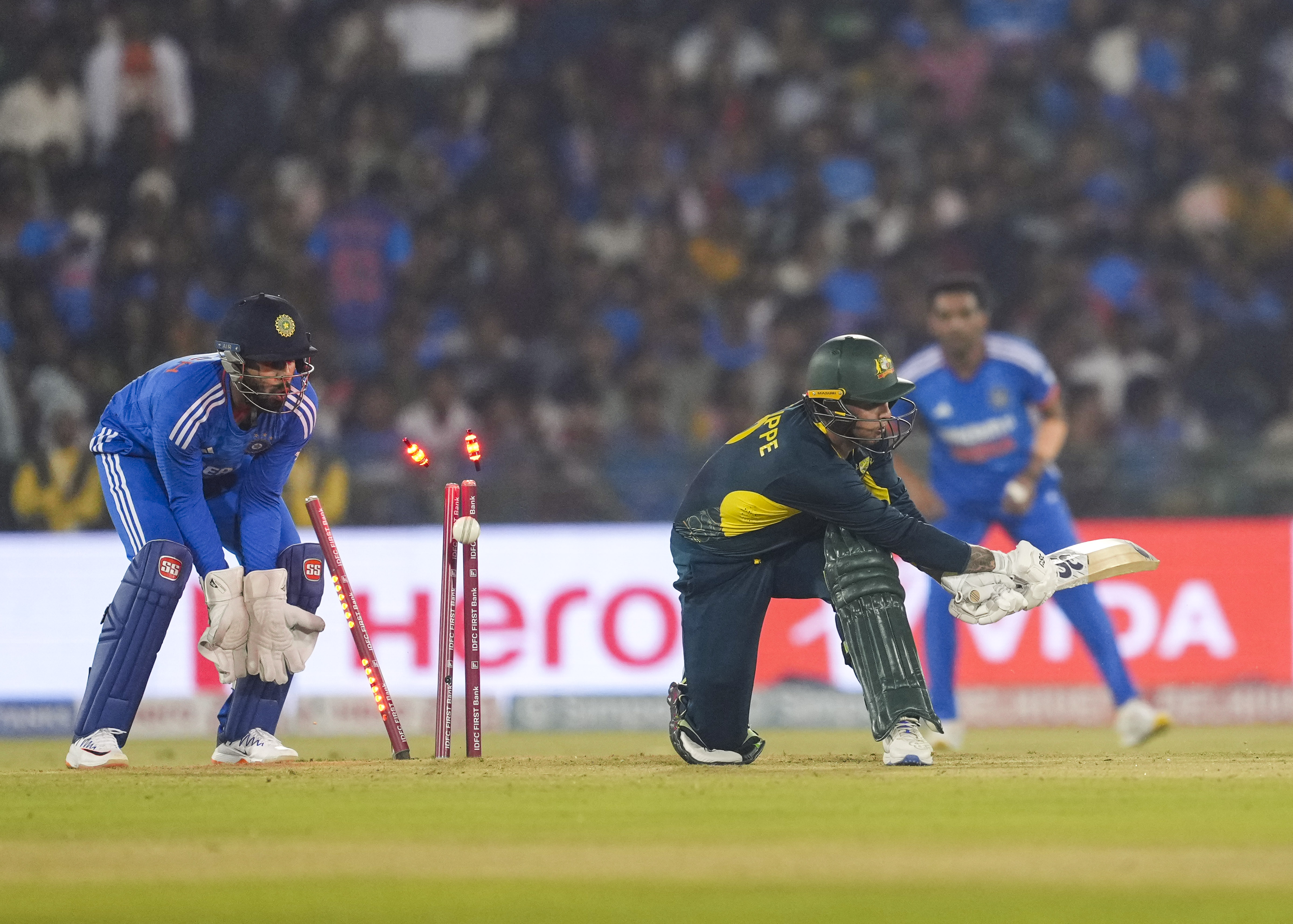 मैकडरमॉट ने 3 बार डीआरएस मिस किया, ग्रीन ने कैच छोड़ा और गेंद अंपायर को लगी;  मुख्य क्षण |  क्रिकेट - दैनिक भास्कर