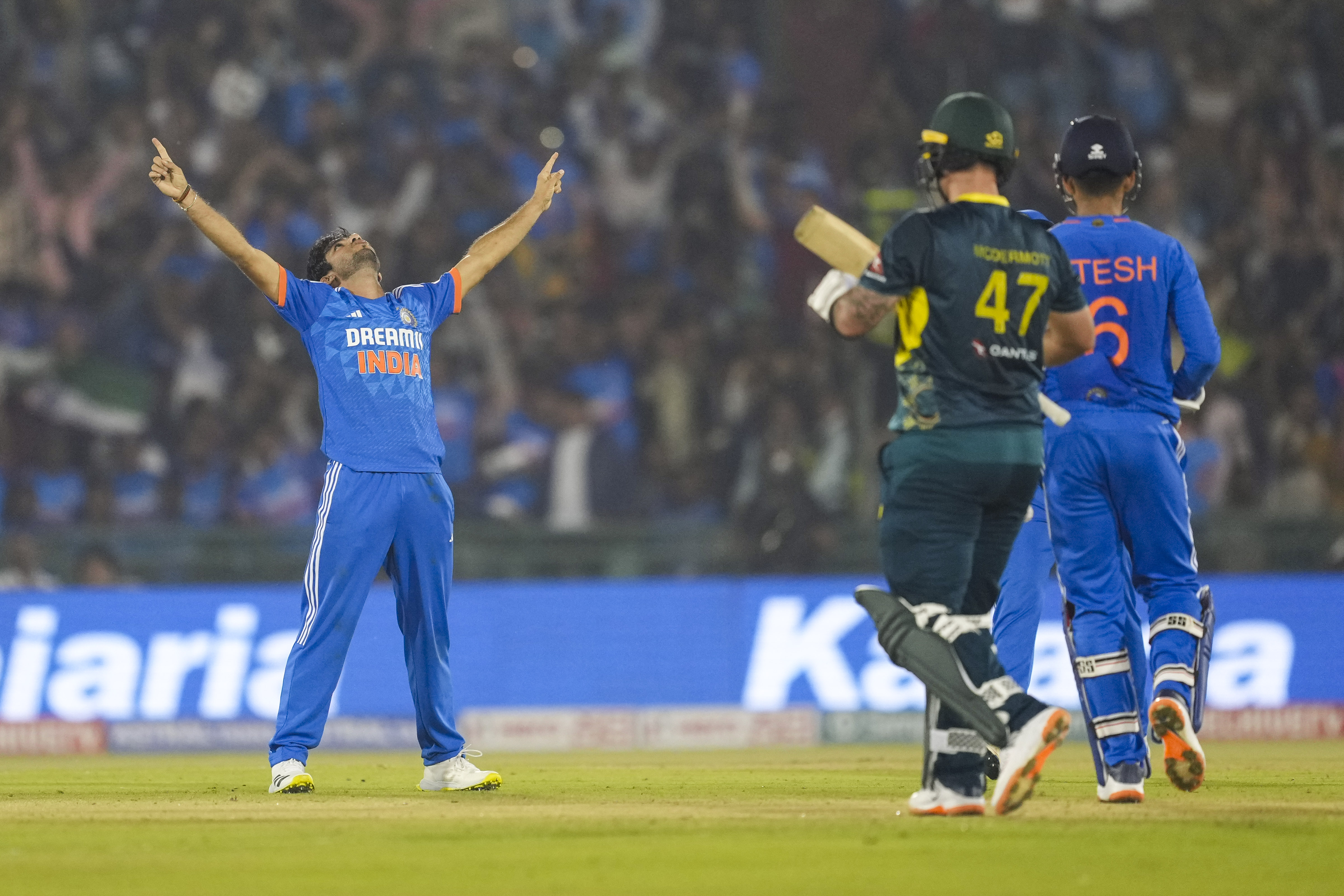 मैकडरमॉट ने 3 बार डीआरएस मिस किया, ग्रीन ने कैच छोड़ा और गेंद अंपायर को लगी;  मुख्य क्षण |  क्रिकेट - दैनिक भास्कर