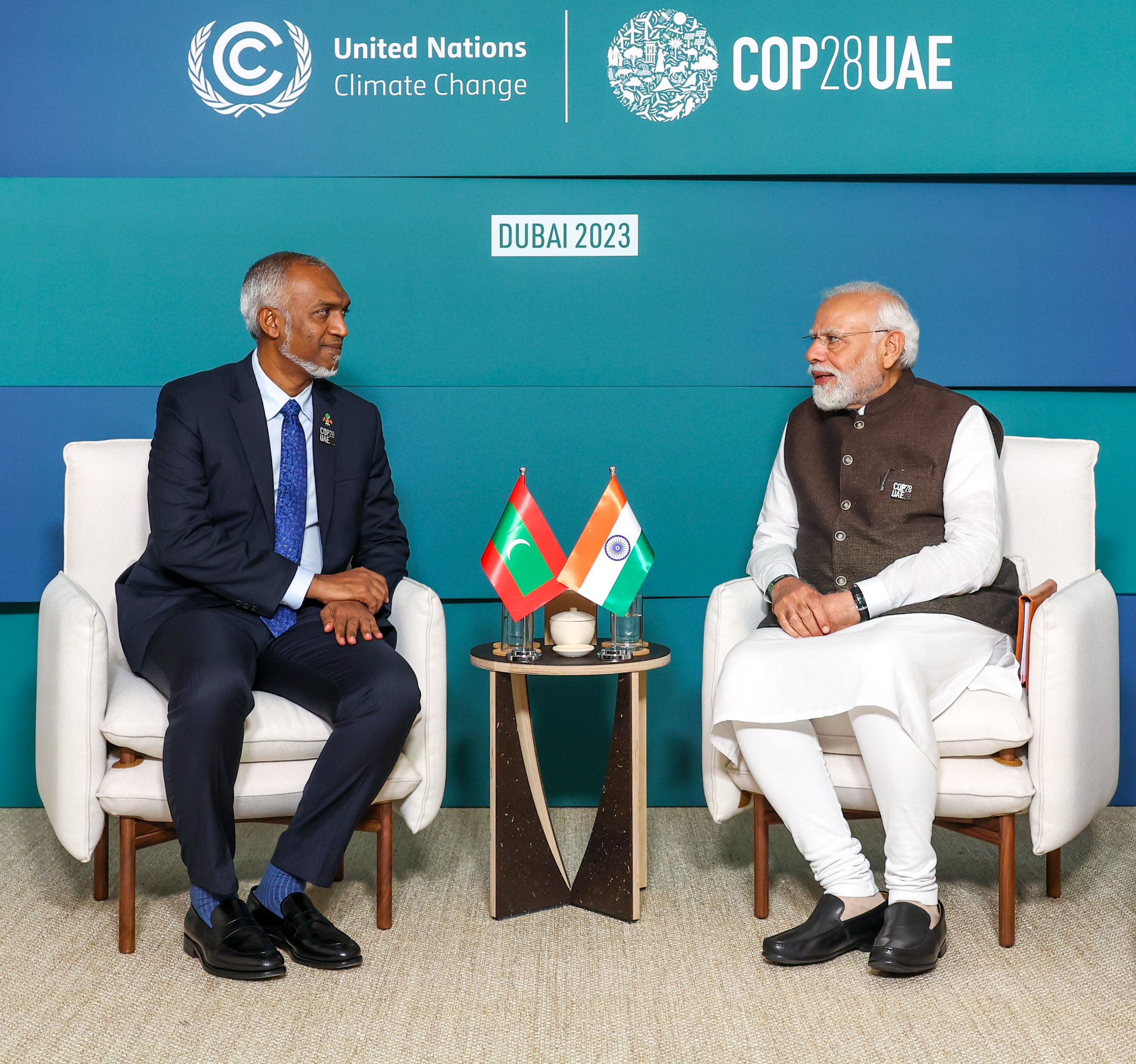 मालदीव के राष्ट्रपति मुइज्जू ने 1 दिसंबर को COP28 समिट में PM मोदी से मुलाकात की थी।
