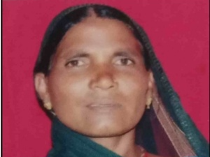 Unknown dead body identified in Binaganj area | बीनागंज इलाके में मिले